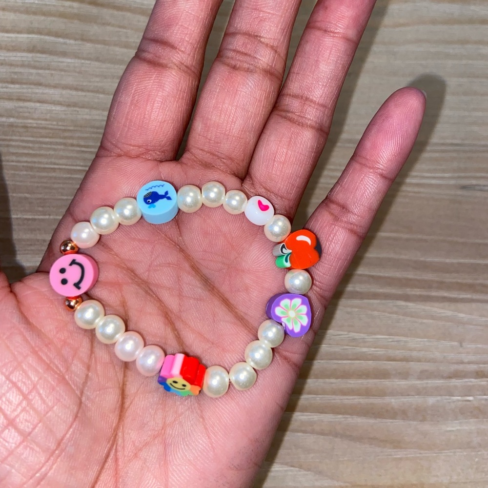 Handmade 90’s Y2K Inspired Children’s Trendy Bracelet - Picture 2 of 6